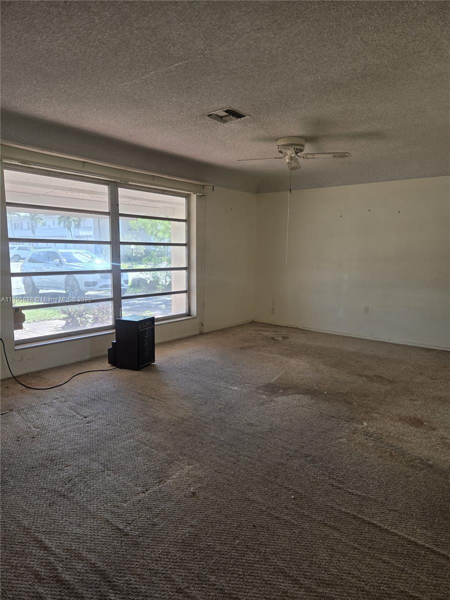 MIRAMAR ISLES SEC 4 - Residential
