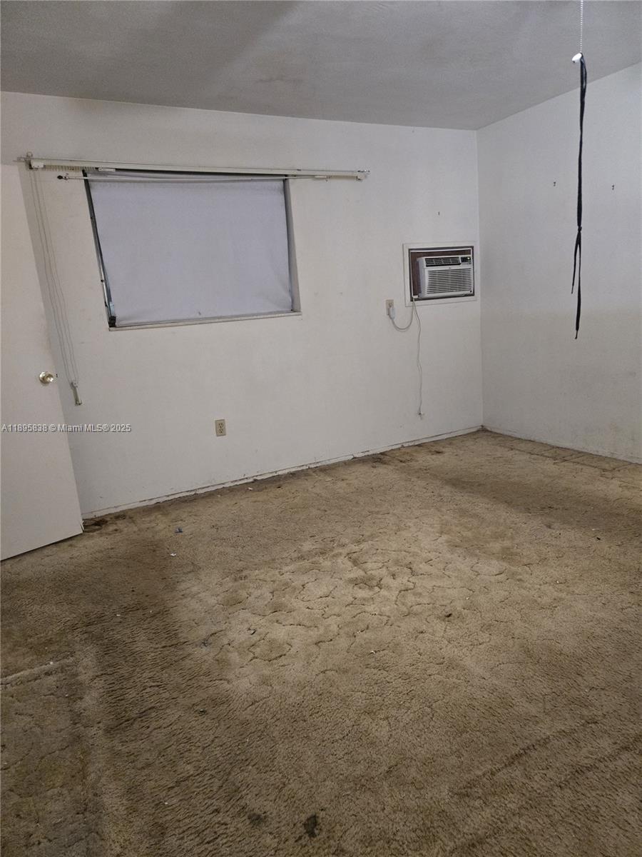 MIRAMAR ISLES SEC 4 - Residential