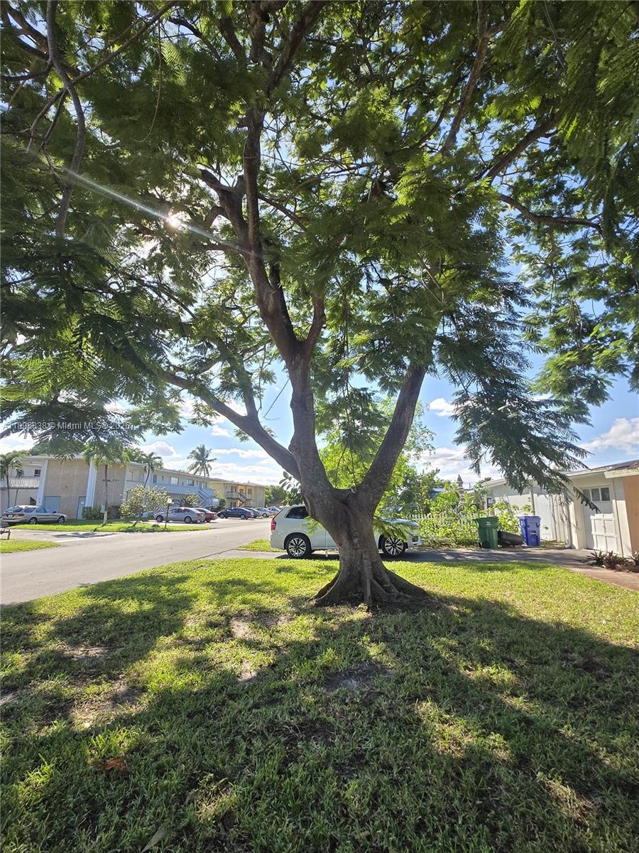 MIRAMAR ISLES SEC 4 - Residential