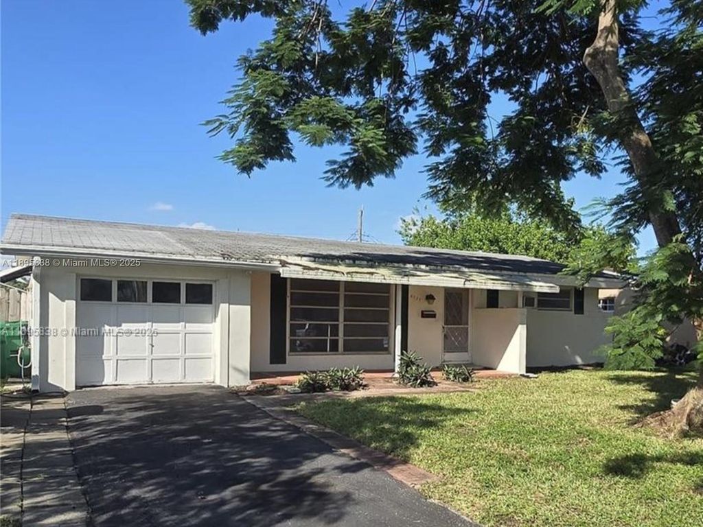 Photo of 6737 Arbor Dr, Miramar, FL 33023 (MLS # A11895838)