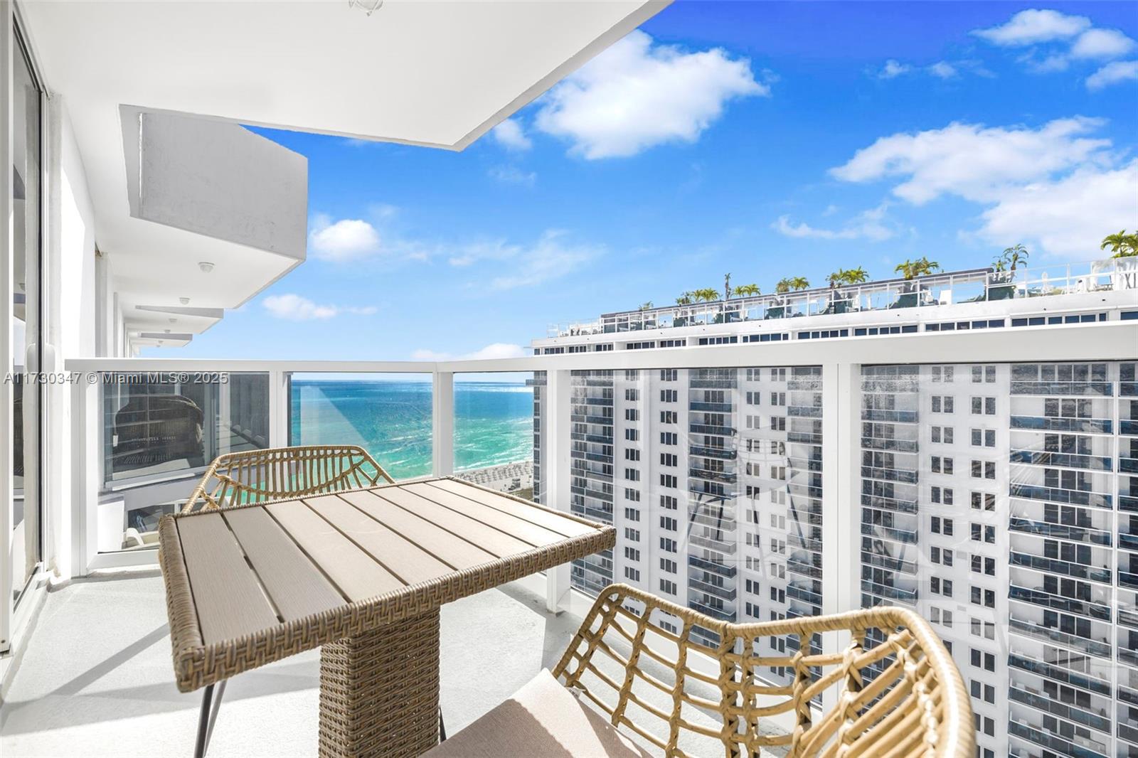 2401 Collins Ave 1906, Miami Beach, Miami-Dade County, Florida - 2 Bedrooms  
2 Bathrooms - 