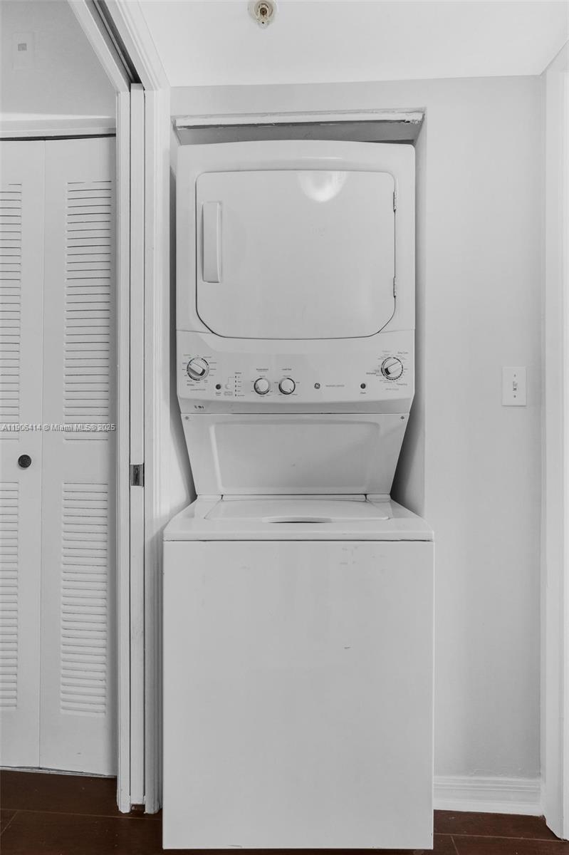 ENCLAVE AT DORAL CONDO NO - Residential Lease