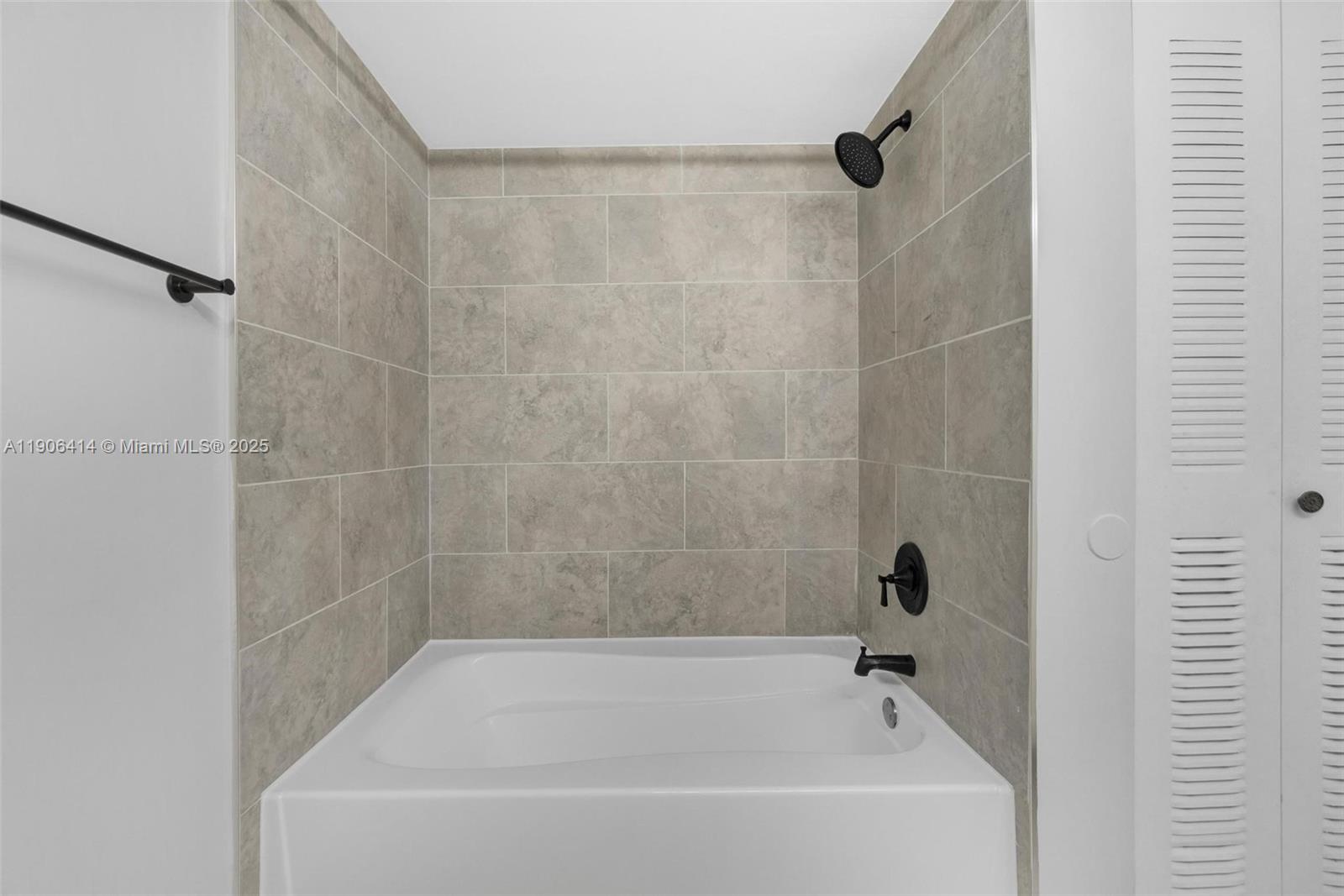 ENCLAVE AT DORAL CONDO NO - Residential Lease