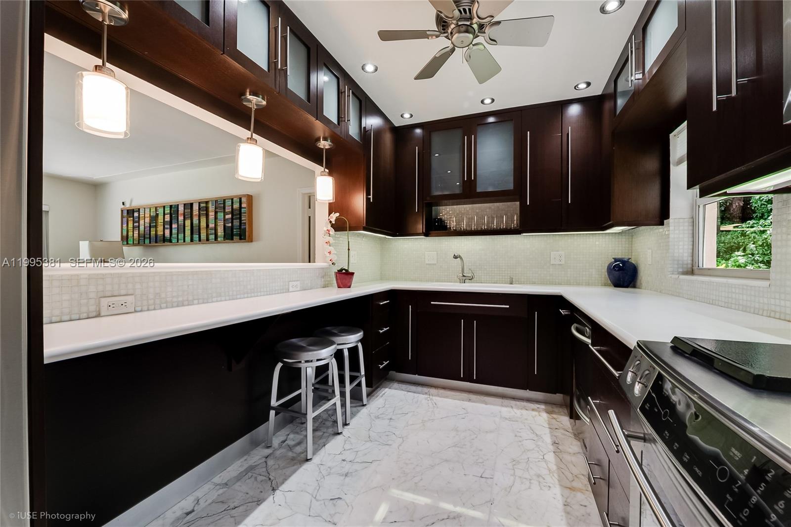 6000 Leonardo St 6000