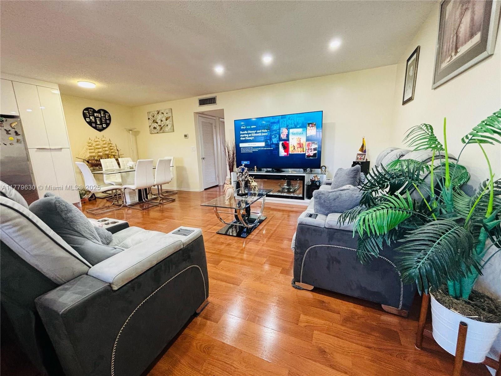 Beverly Hills Condo - Residential