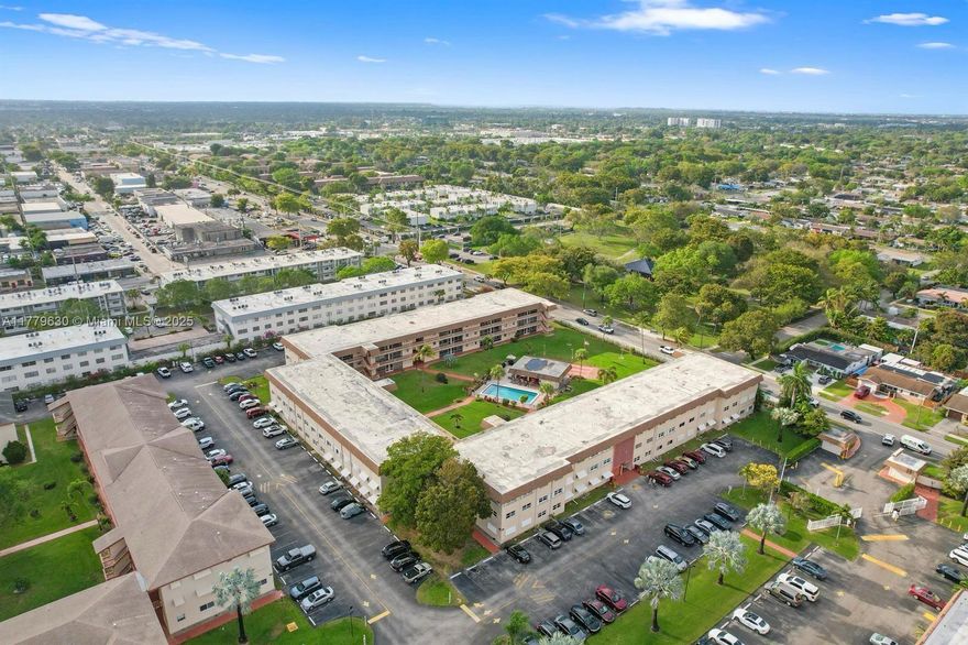 Welcome to the Beberly Hills Condominium in Hollywood, Fl, 55+Community.
Minuts away from Hard Rock Casino,Dania Point, Ft. Lauderdadel Airport And the Beach.
This well- maintained, fully furnished, Offerts 968 Sq. Ft, 2 Bedroom 2 Badroom.
Extra storage on the 3r floor, community features include a fitness center, clubhouse, pool, BBQ Area, shuffleboard and active social club.
HOA requires 20% Down on financed purchases, 1 year of maintenance fees in escrow, and no lising more than 6 months a year, secure parking and gate access complete this offering.