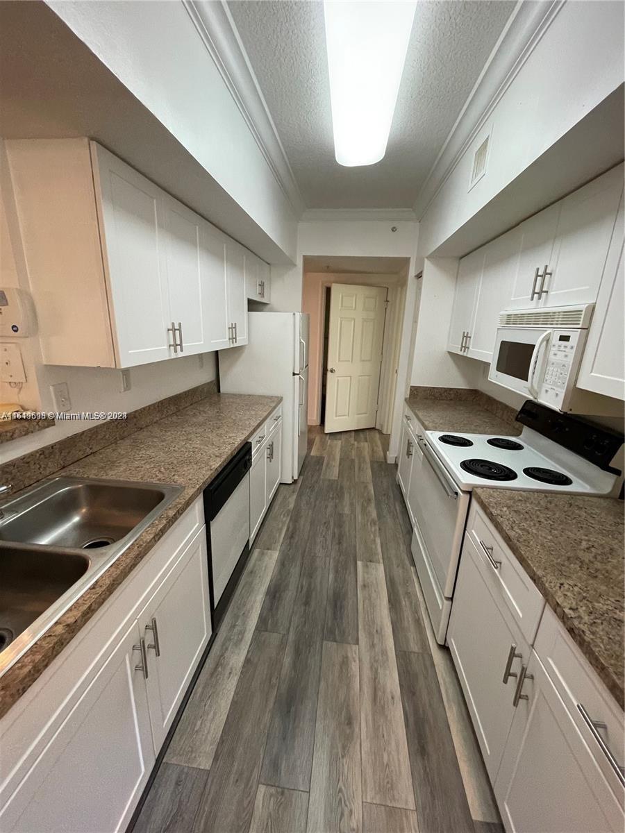 MARQUESA CONDO - Residential Lease