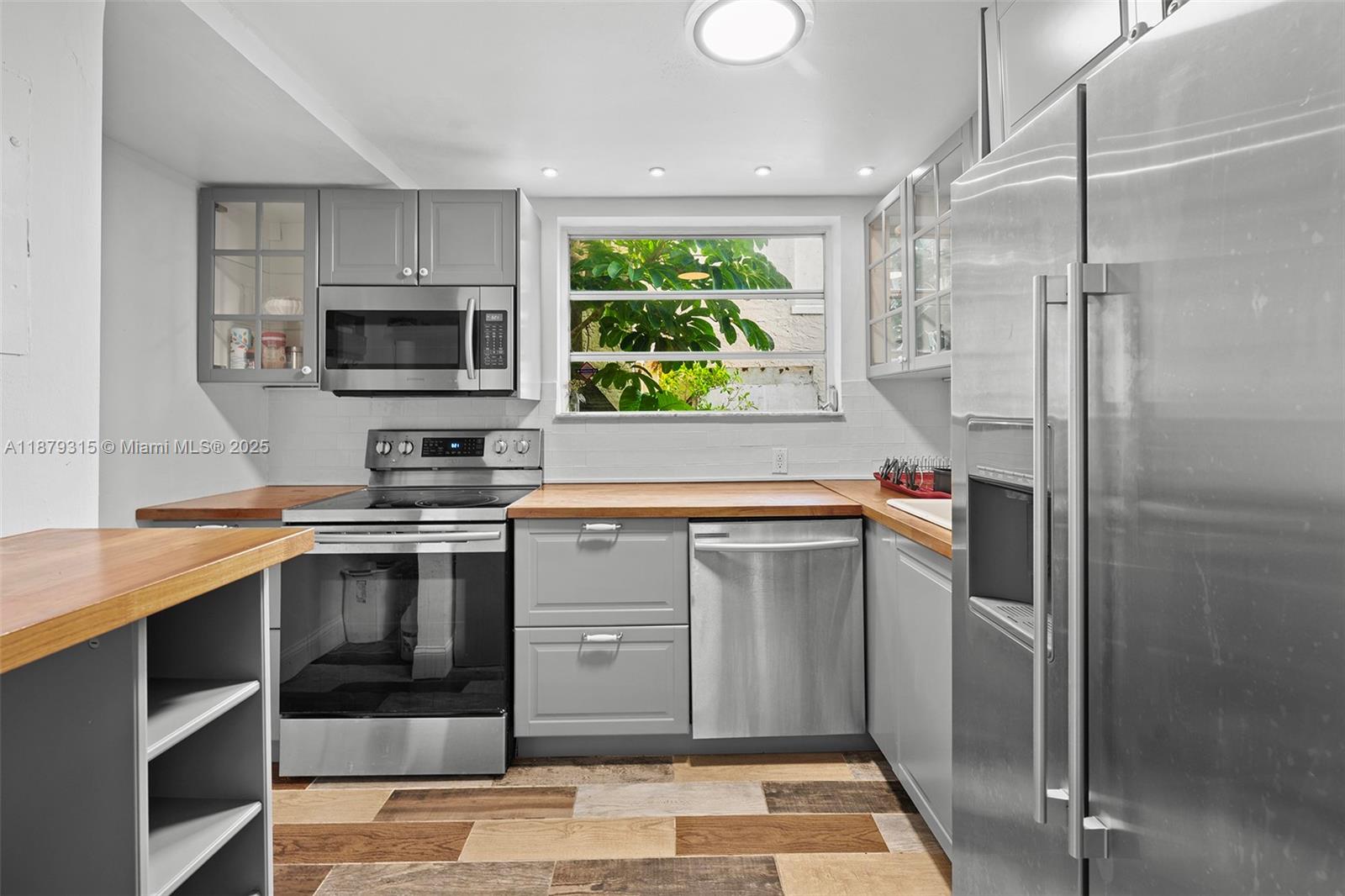 1211 PENNSYLVANIA CONDO - Residential