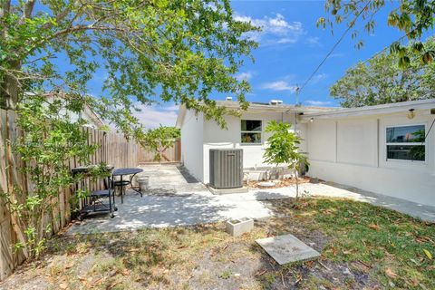 A home in Deerfield Beach