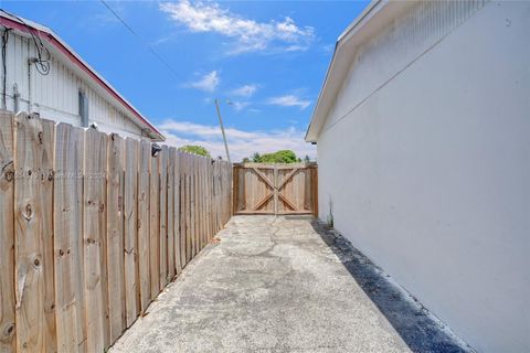 A home in Deerfield Beach