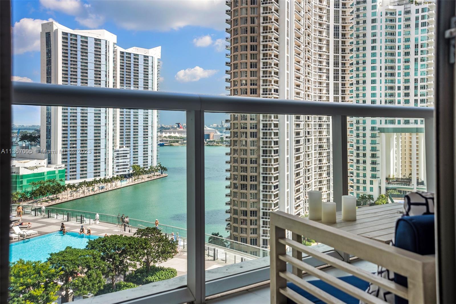 Photo 33 of 34 of 495 Brickell Ave 1804 condo