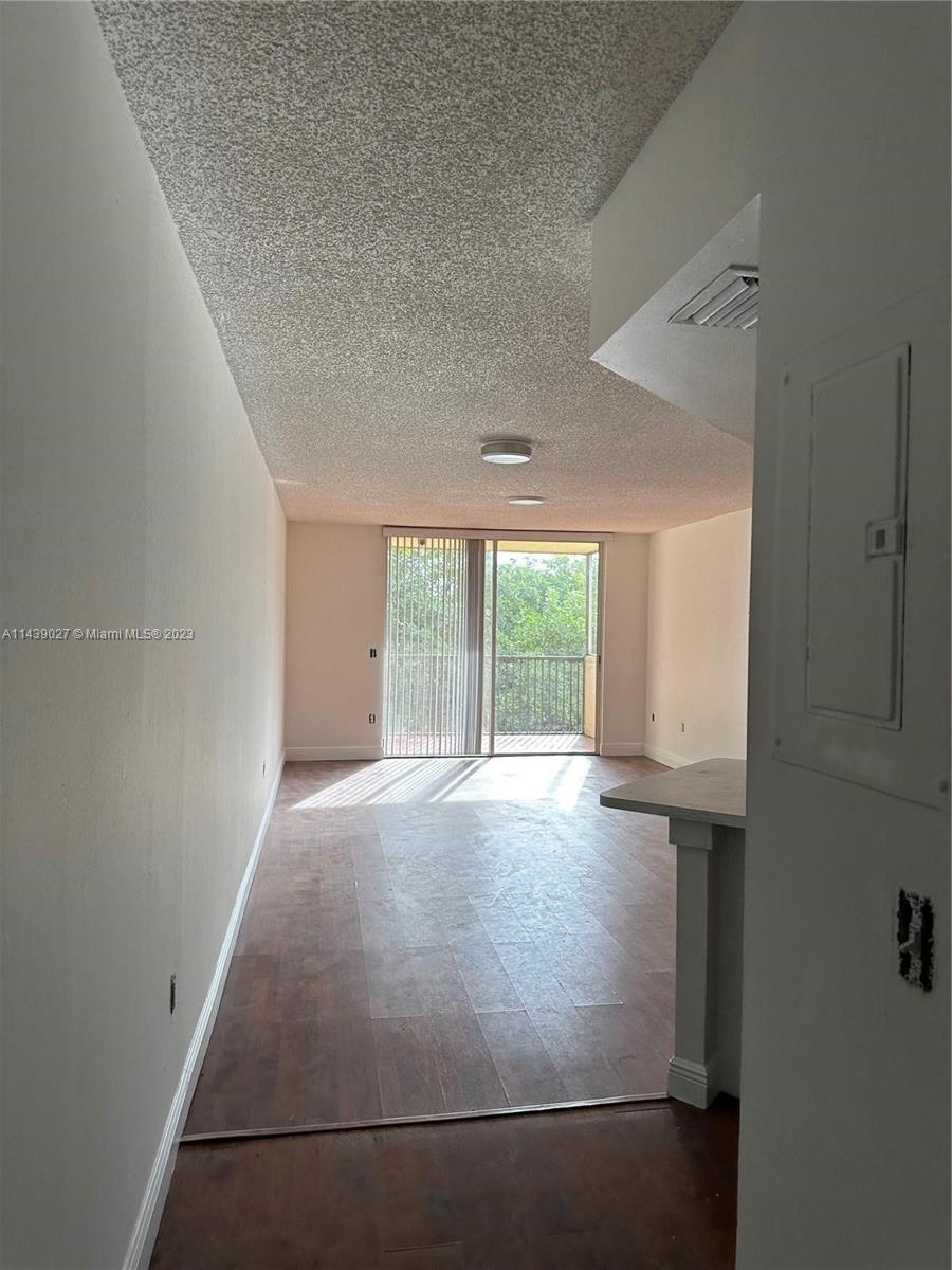 LAS VISTAS AT DORAL CONDO - Residential Lease