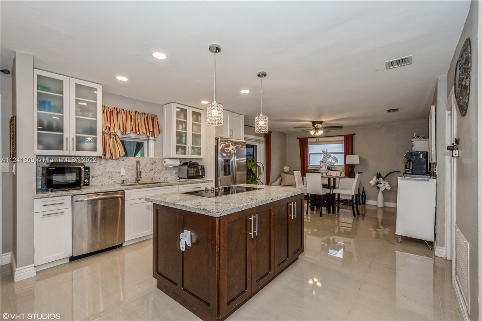 MAINLANDS OF TAMARAC LAKE - Residential