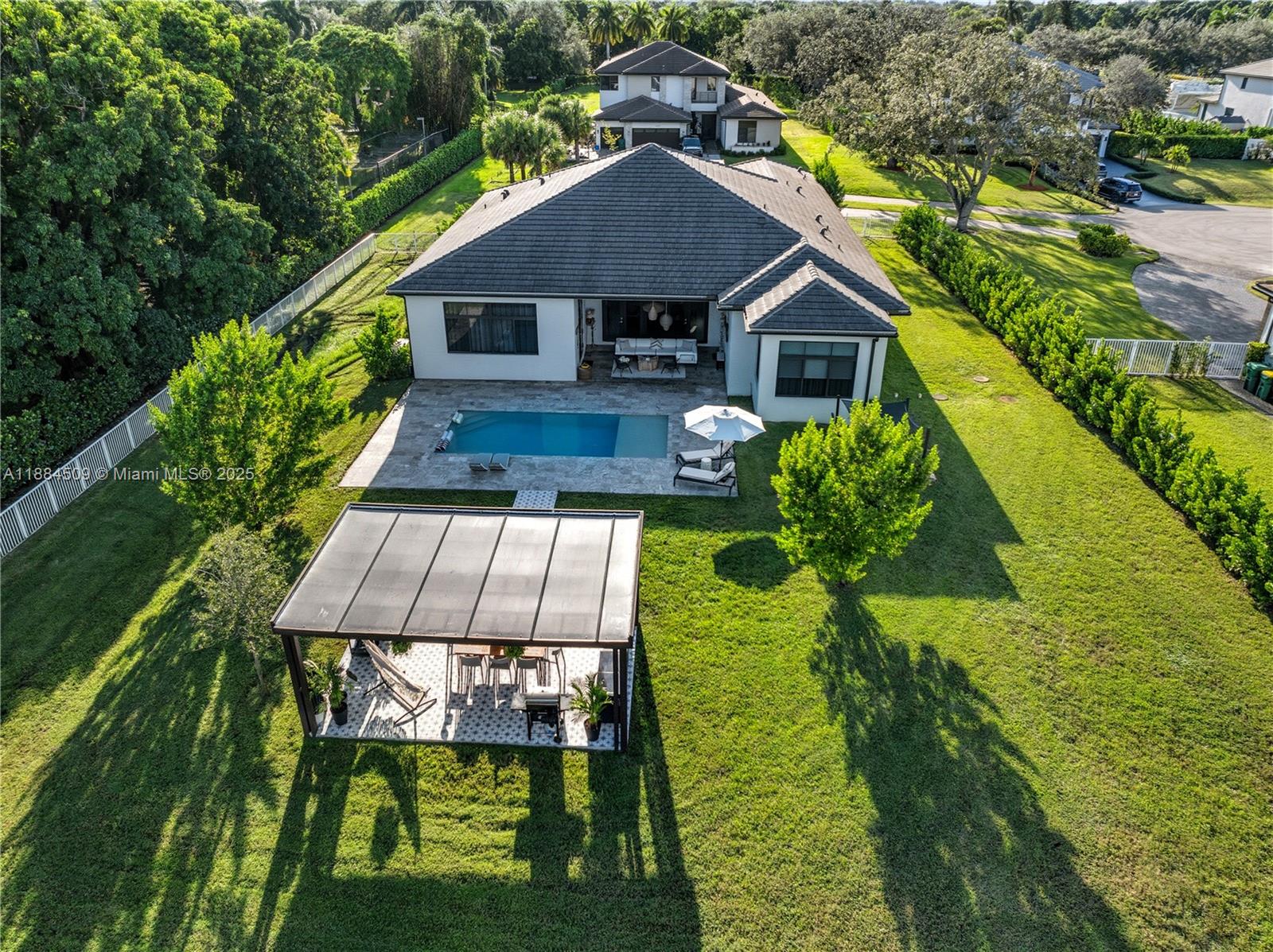 CIRCLE S ESTATES - Residential