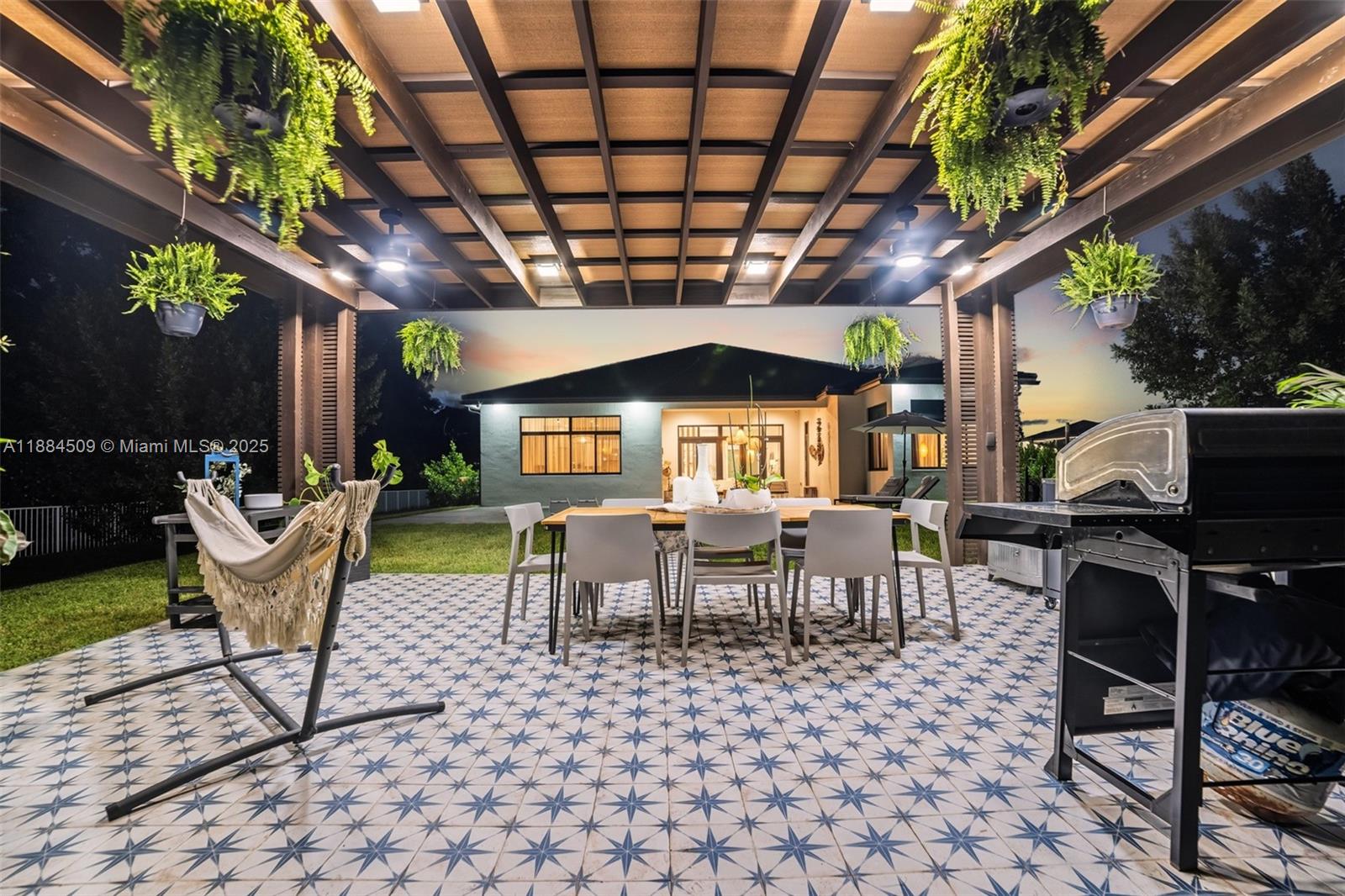CIRCLE S ESTATES - Residential