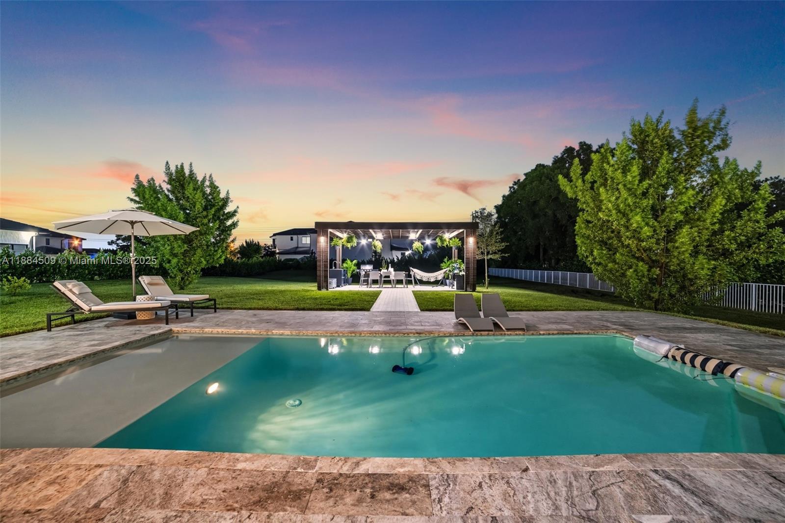 CIRCLE S ESTATES - Residential