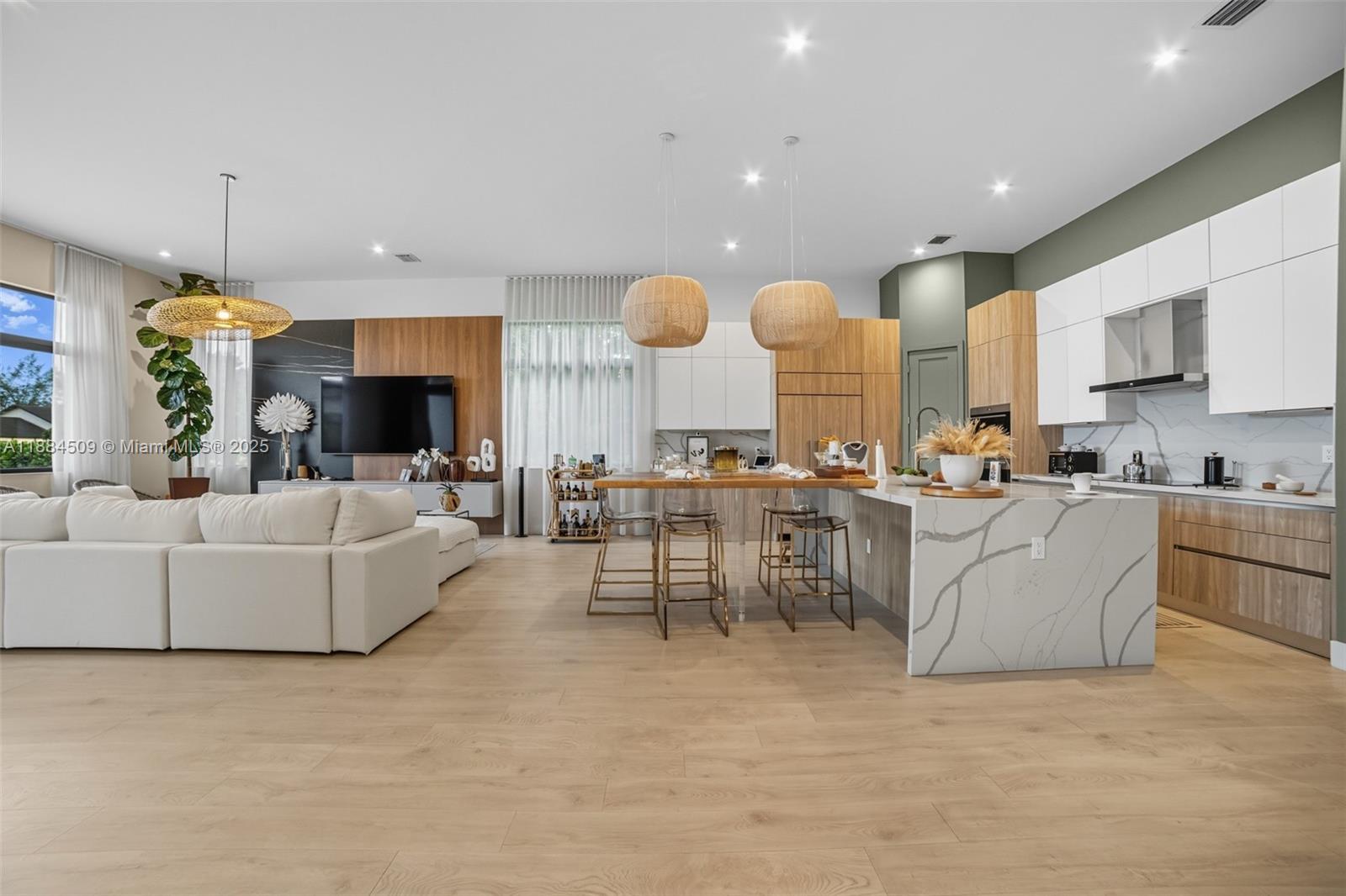 CIRCLE S ESTATES - Residential