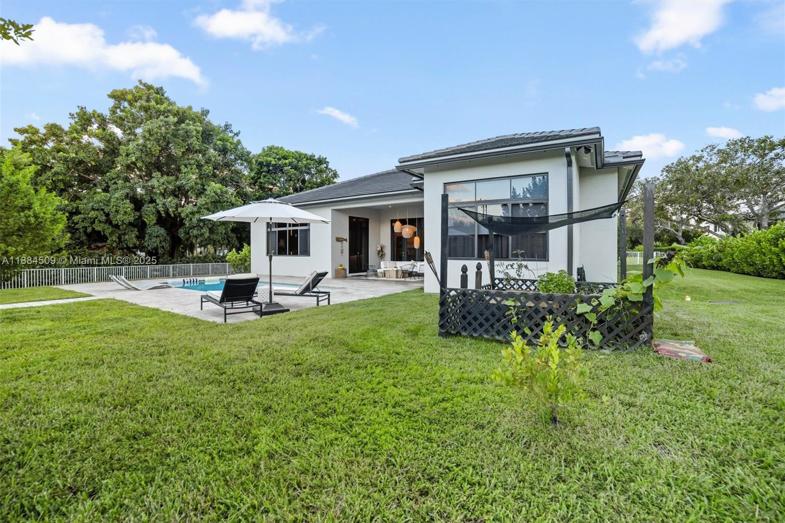 CIRCLE S ESTATES - Residential