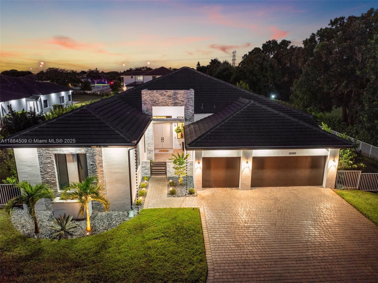 CIRCLE S ESTATES - Residential