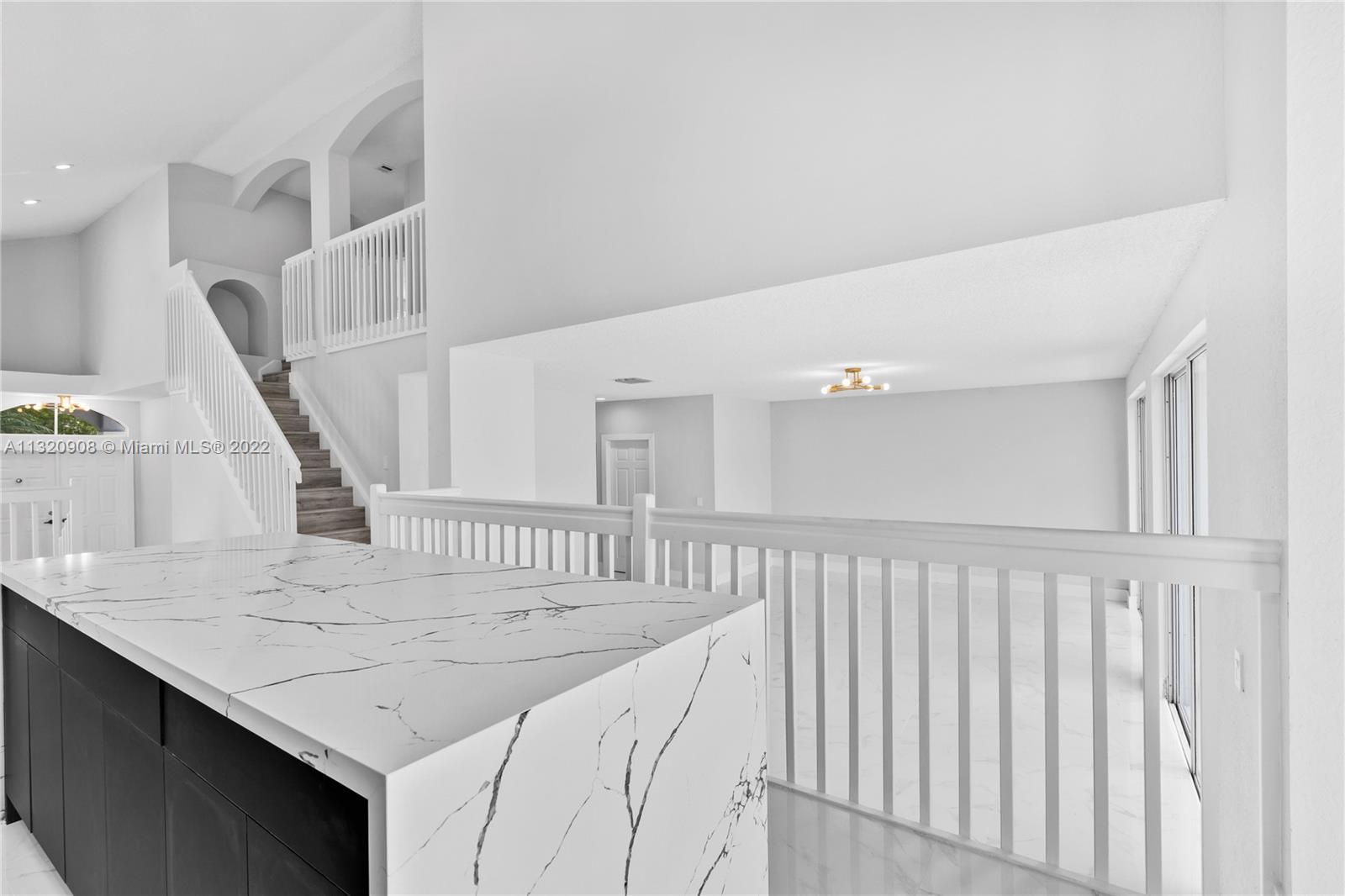 TOWNGATE - Residential