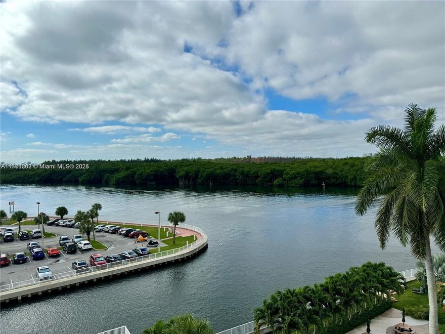 LOCATION! LOCATION! LOCATION! This one-bedroom, one-bathroom apartment in the heart of Sunny Isles Beach offers stunning intracoastal and ocean views. Perfect for both homeowners and investors. It's walking distance to the beach and Haulover Park. Close to Bal Harbour, Aventura and top universities. Enjoy a range of amenities that the building offers including boat slips, fitness center, heated pool, sauna, hot tub, business center, meeting hall, beauty salon, and restaurant. Laundry facilities on each floor. Don't miss your chance to experience the best of Sunny Isles Beach living.