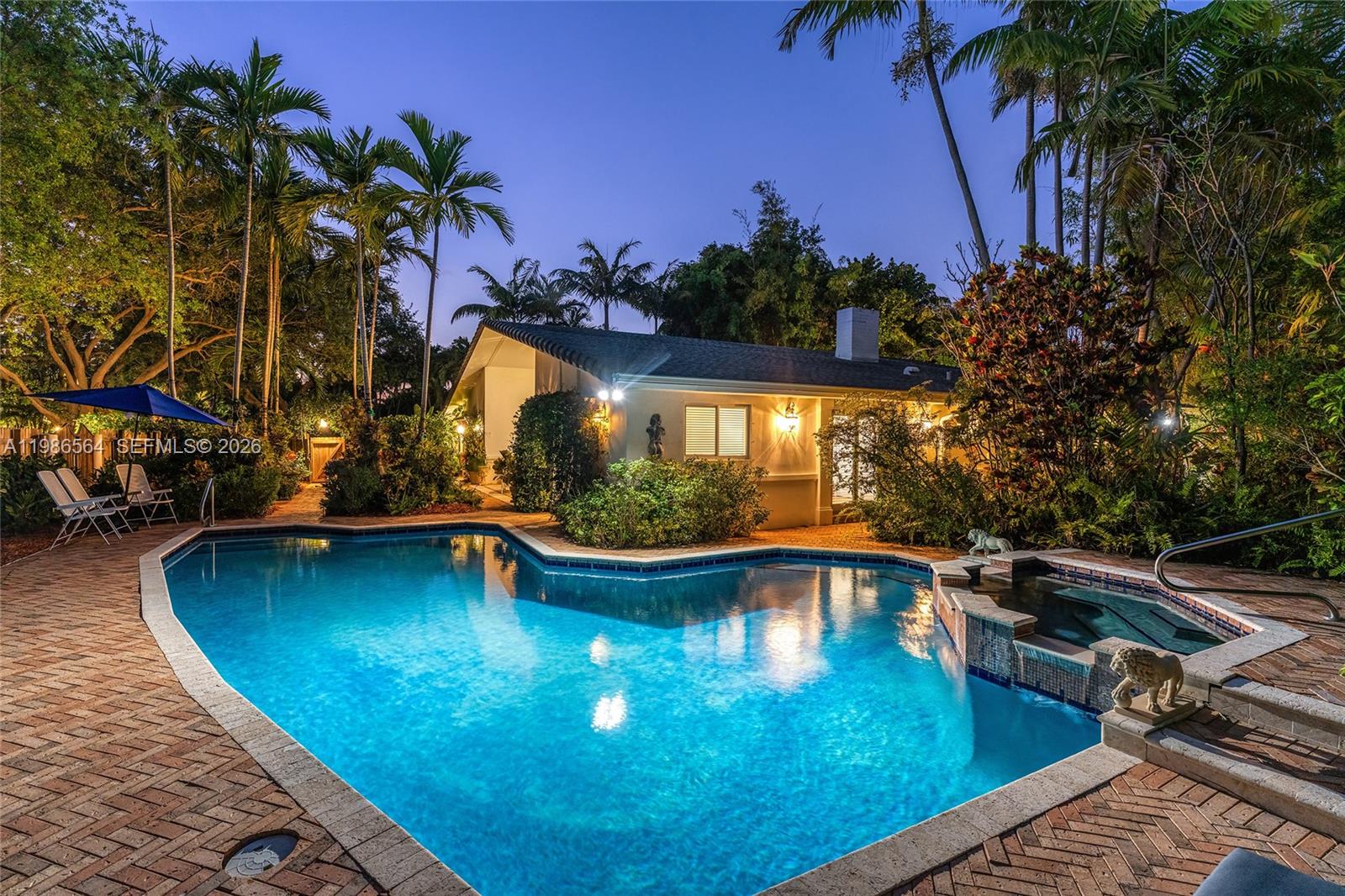 TROPICAL ISLE HOMES SUB 4 - Residential