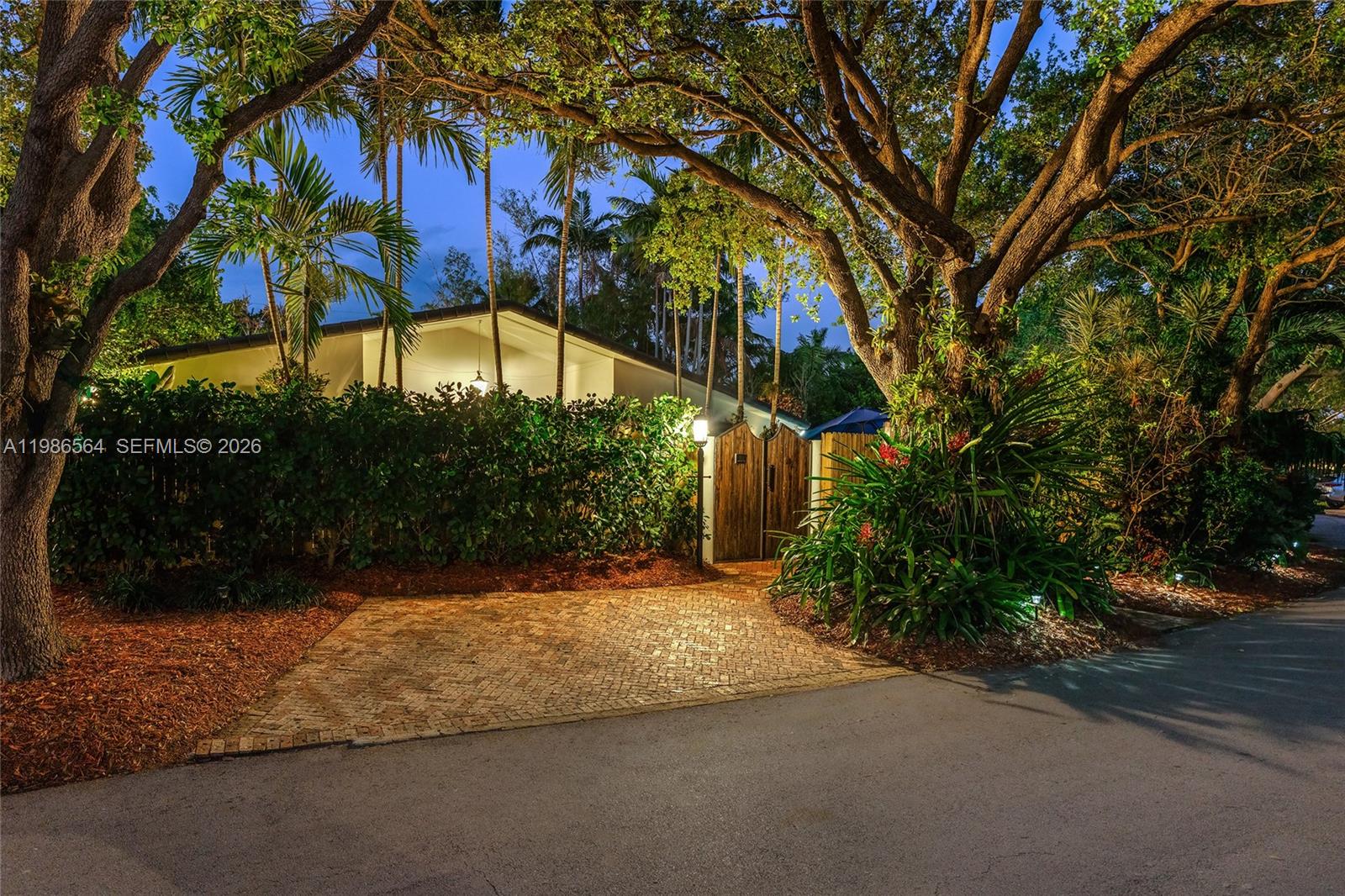 TROPICAL ISLE HOMES SUB 4 - Residential