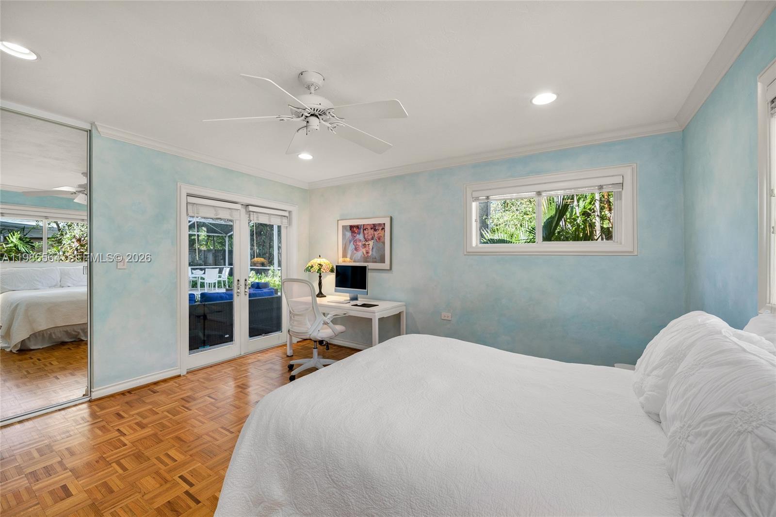 TROPICAL ISLE HOMES SUB 4 - Residential