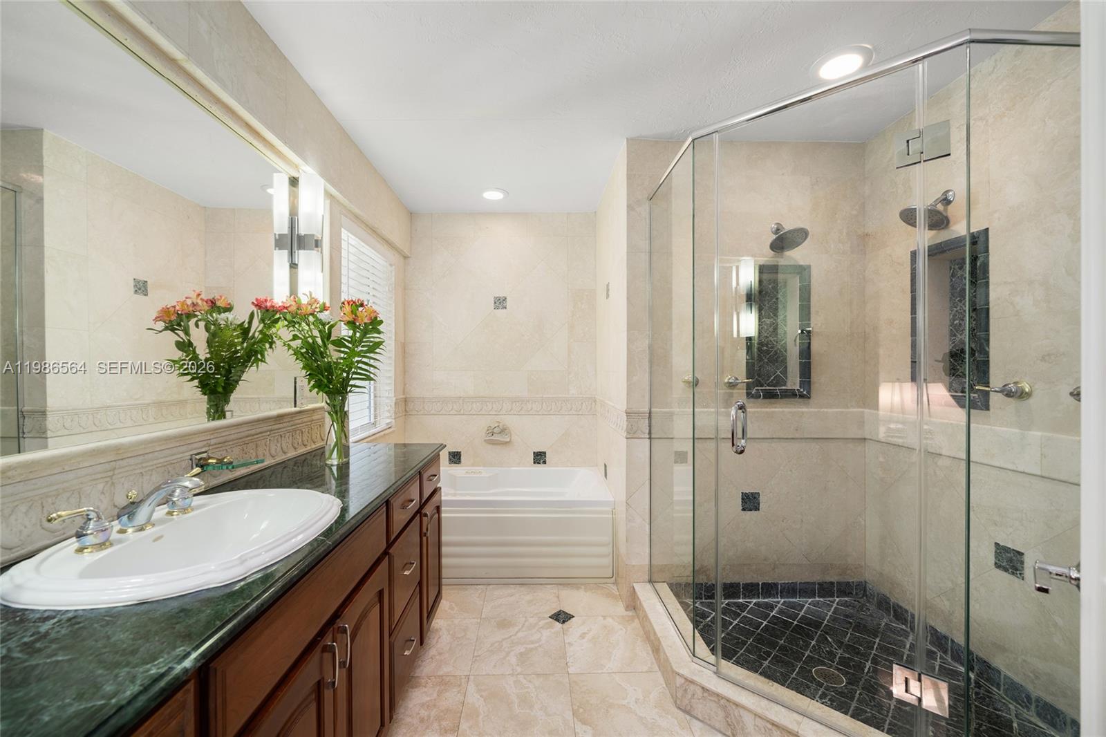 TROPICAL ISLE HOMES SUB 4 - Residential