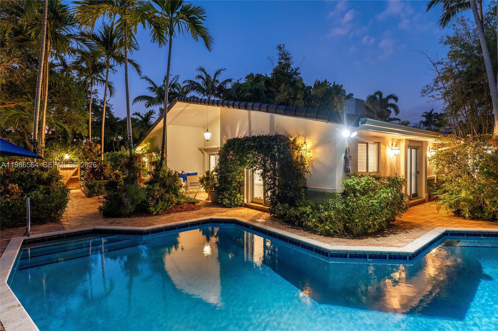 TROPICAL ISLE HOMES SUB 4 - Residential