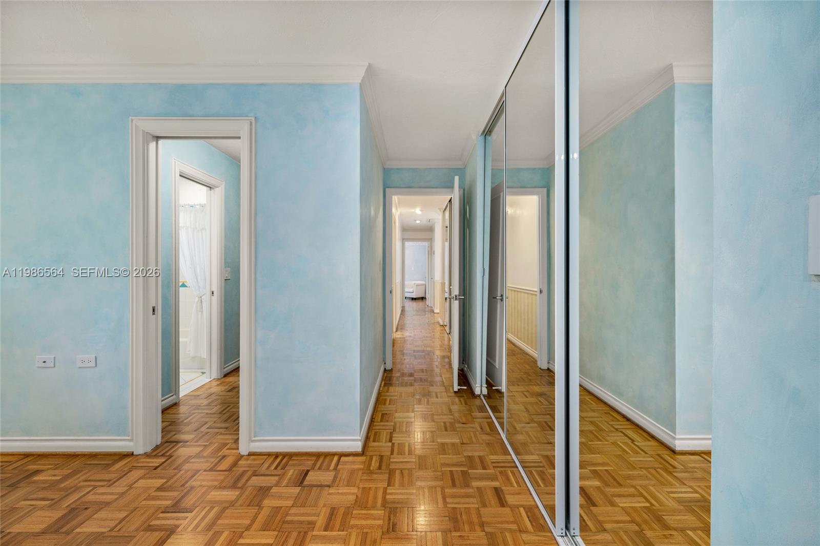 TROPICAL ISLE HOMES SUB 4 - Residential