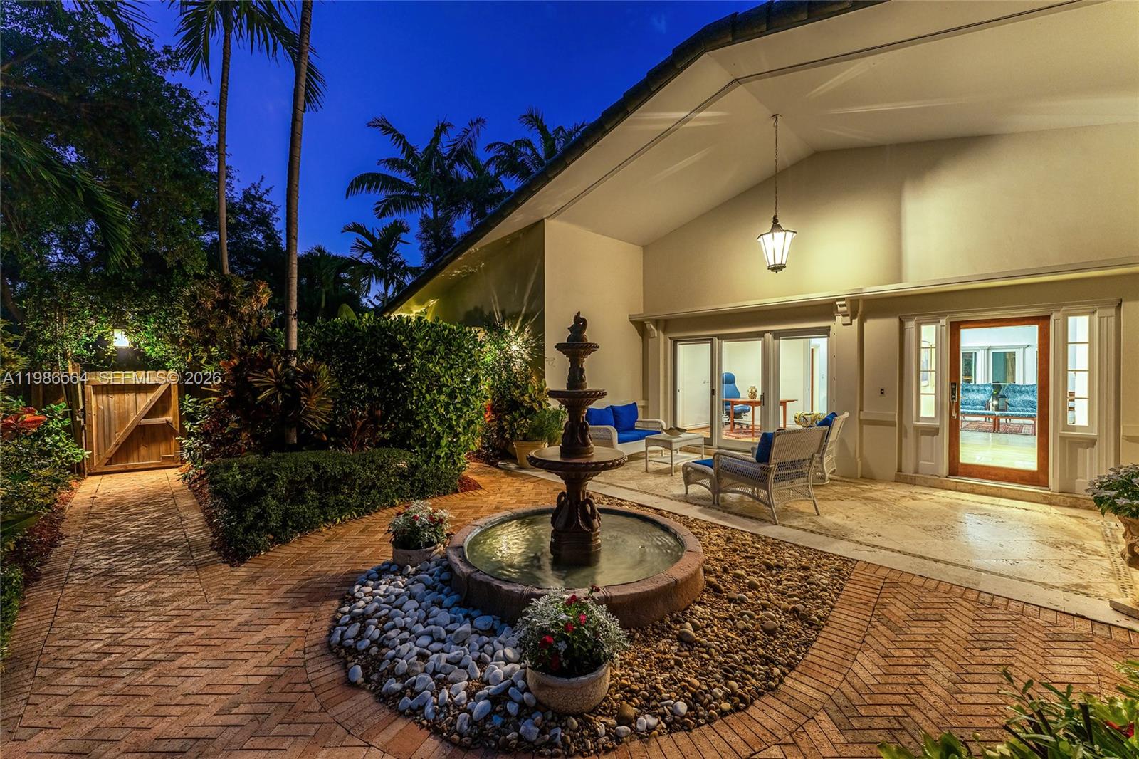 TROPICAL ISLE HOMES SUB 4 - Residential