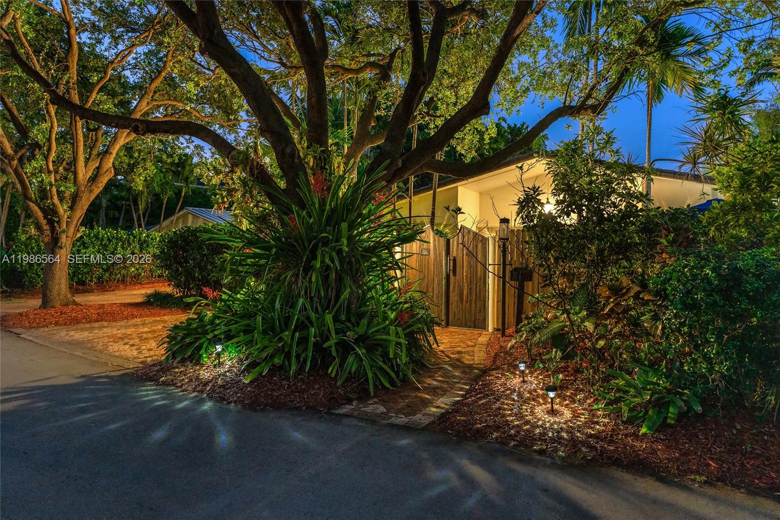 TROPICAL ISLE HOMES SUB 4 - Residential