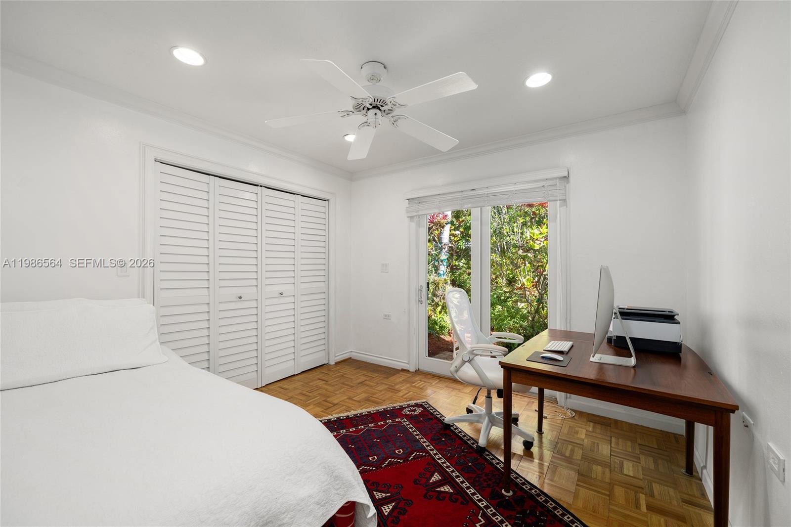 TROPICAL ISLE HOMES SUB 4 - Residential