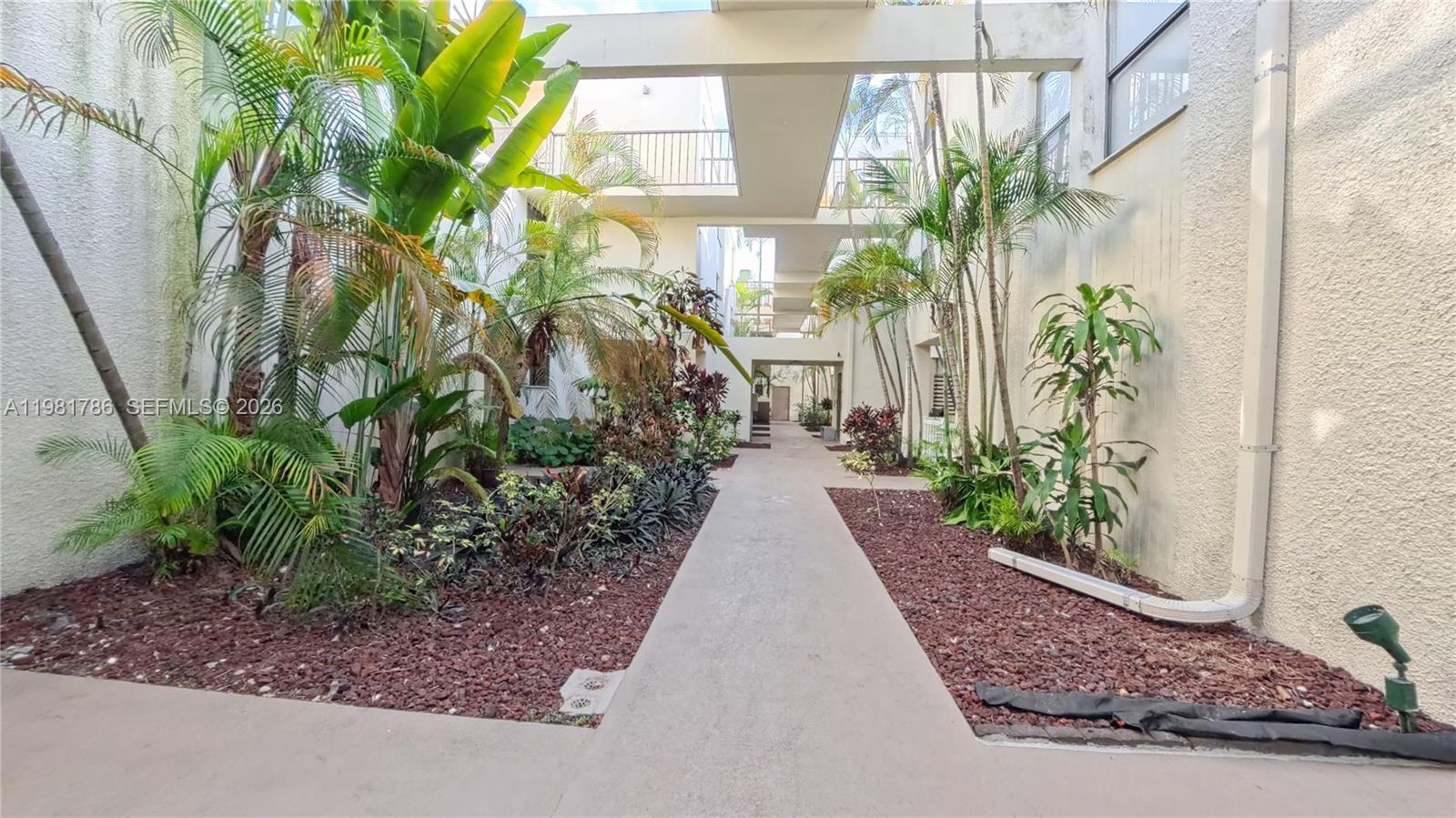 VILLA DORADA CONDO NO 2 - Residential