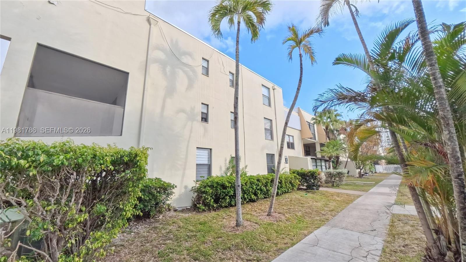 VILLA DORADA CONDO NO 2 - Residential