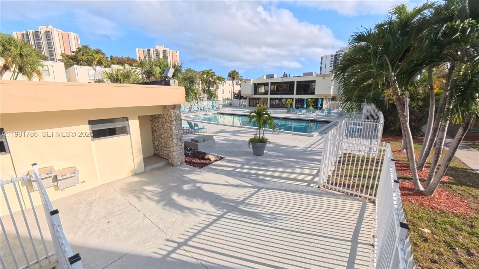 VILLA DORADA CONDO NO 2 - Residential