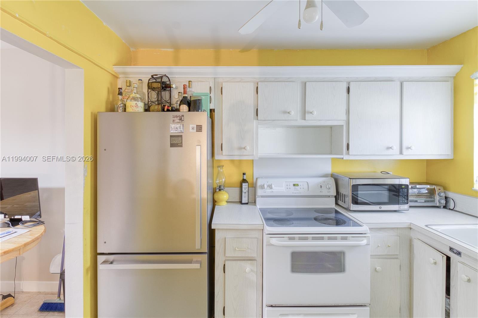 HAMPTON GARDENS 3 CONDO - Residential