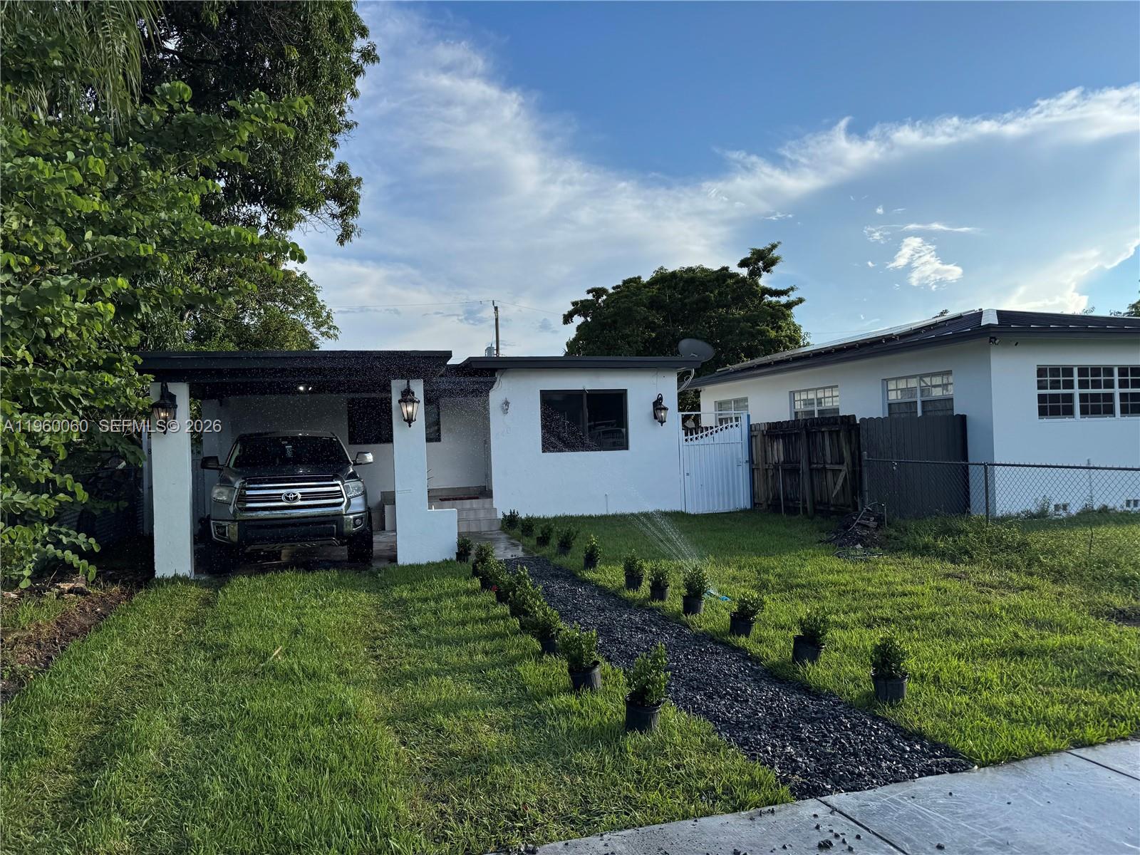 HIALEAH 14TH ADDN - Residential Income