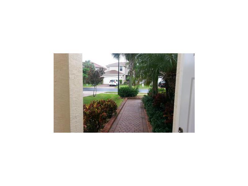 NAUTICA ISLES WEST PL 3 - Residential