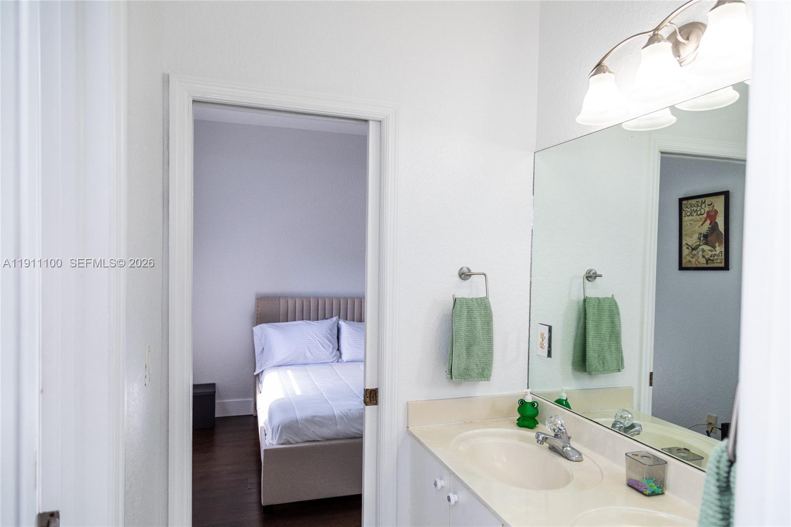 ISLANDS AT DORAL TOWNHOME - Residential