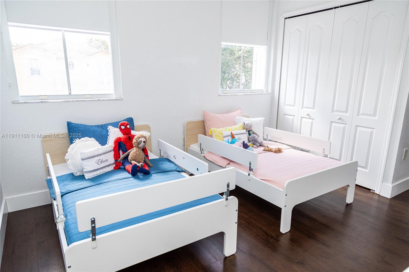 ISLANDS AT DORAL TOWNHOME - Residential