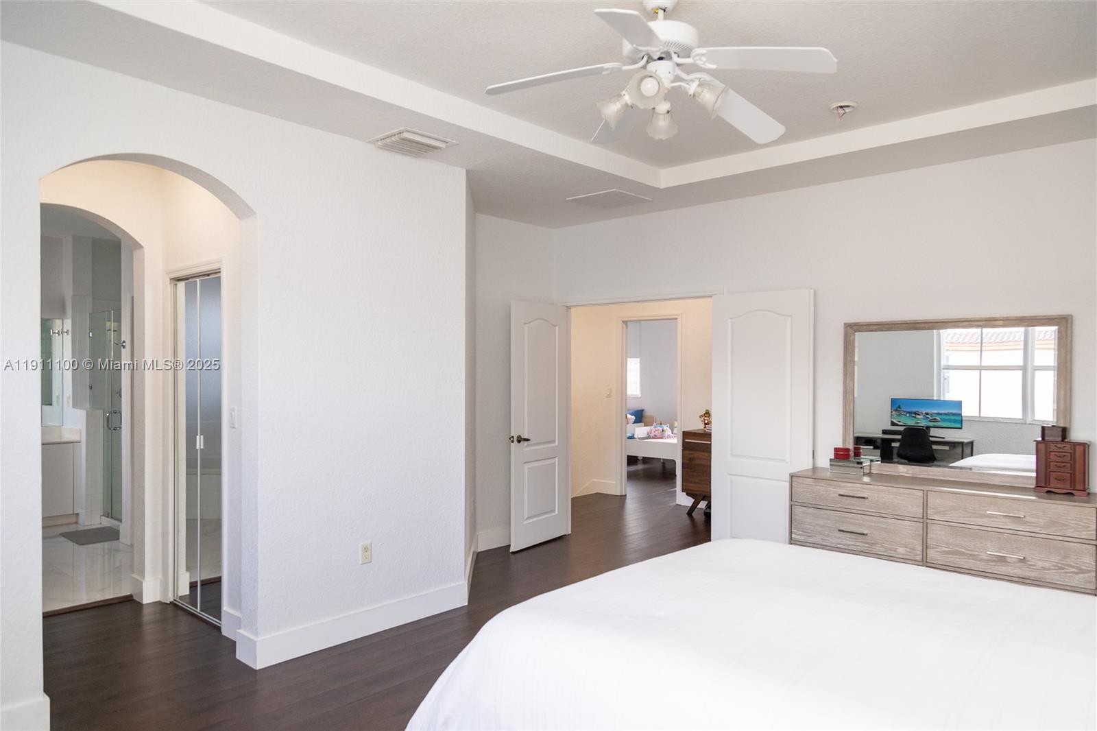 ISLANDS AT DORAL TOWNHOME - Residential