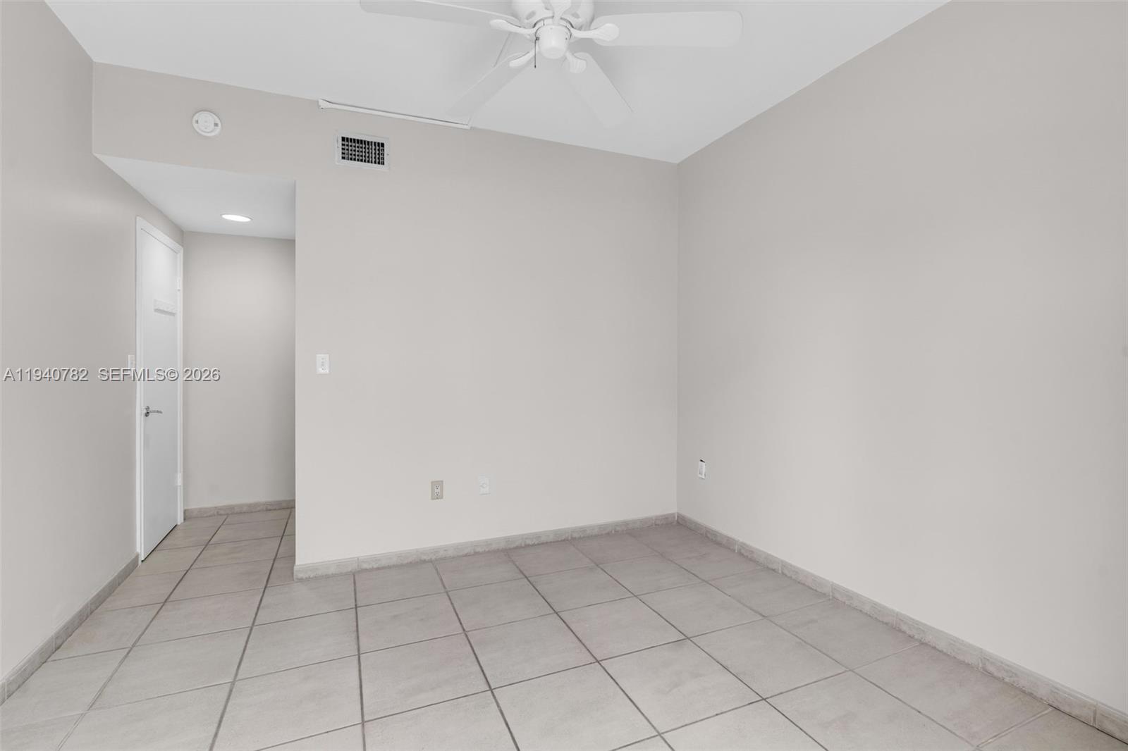 THE PYRAMIDS @ KEY BISCAY - Residential