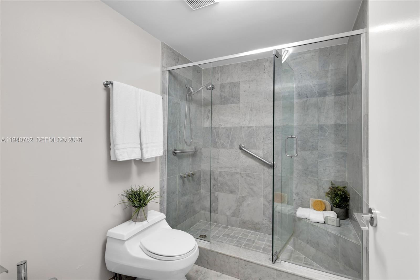 THE PYRAMIDS @ KEY BISCAY - Residential