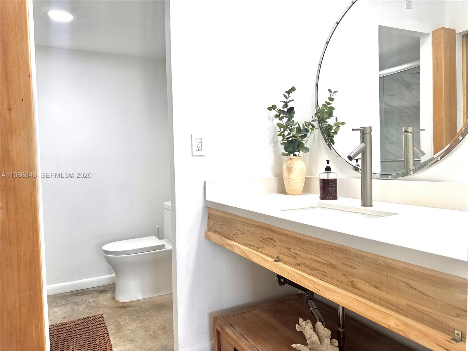 ANDOR PLAZA CONDO - Residential