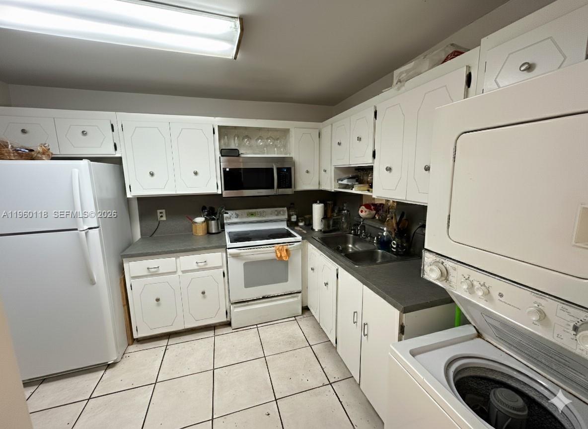 HALSTEAD APTS CONDO - Residential Lease