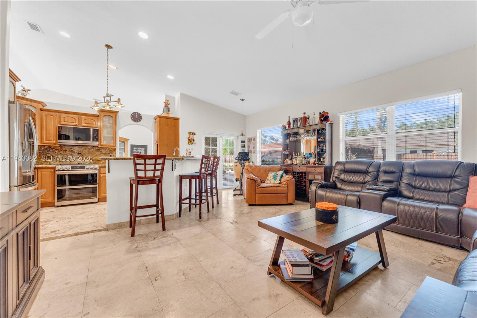 ROYAL LANDINGS - Residential