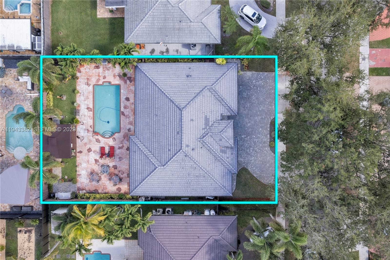 ROYAL LANDINGS - Residential