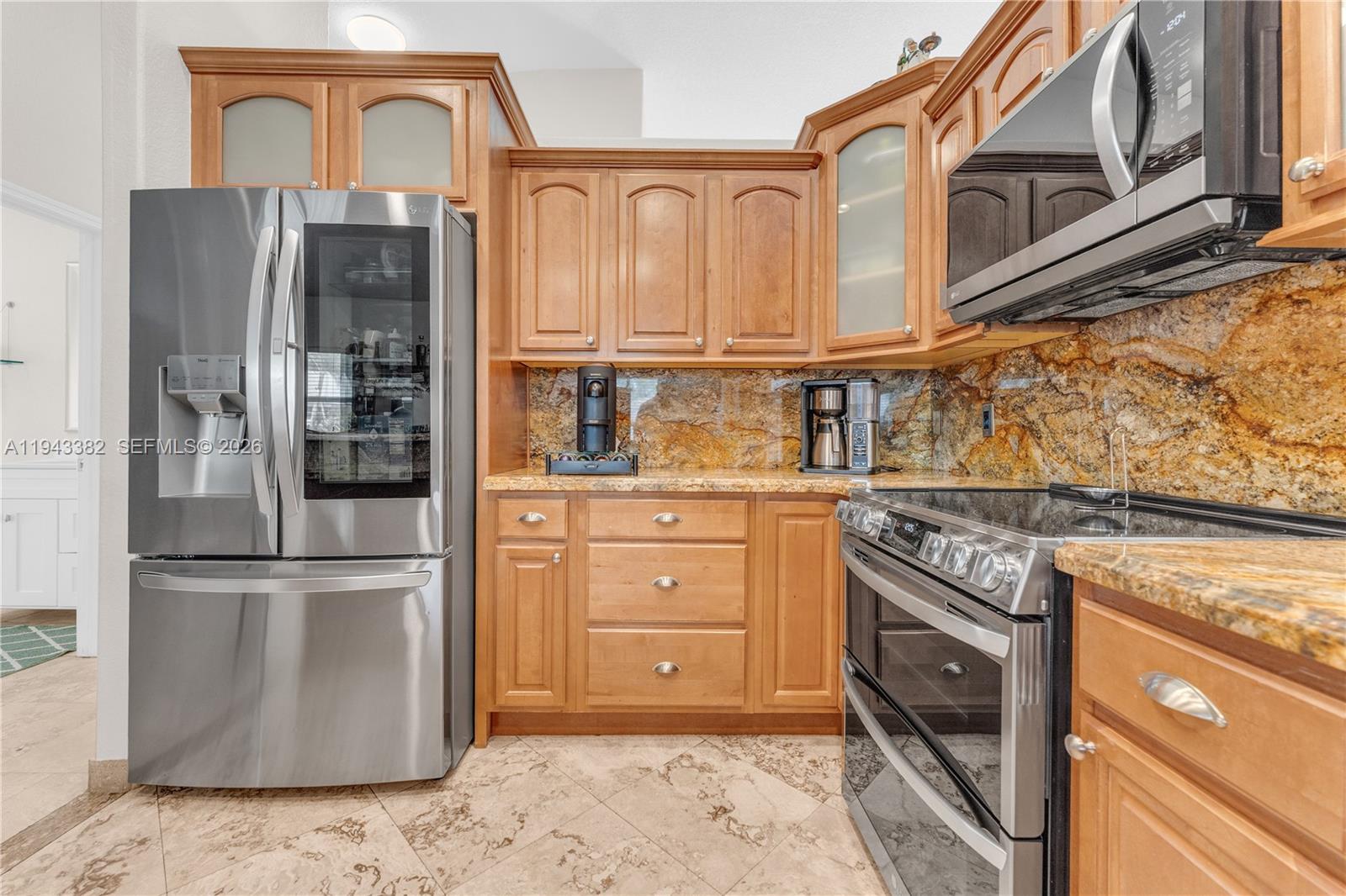 ROYAL LANDINGS - Residential